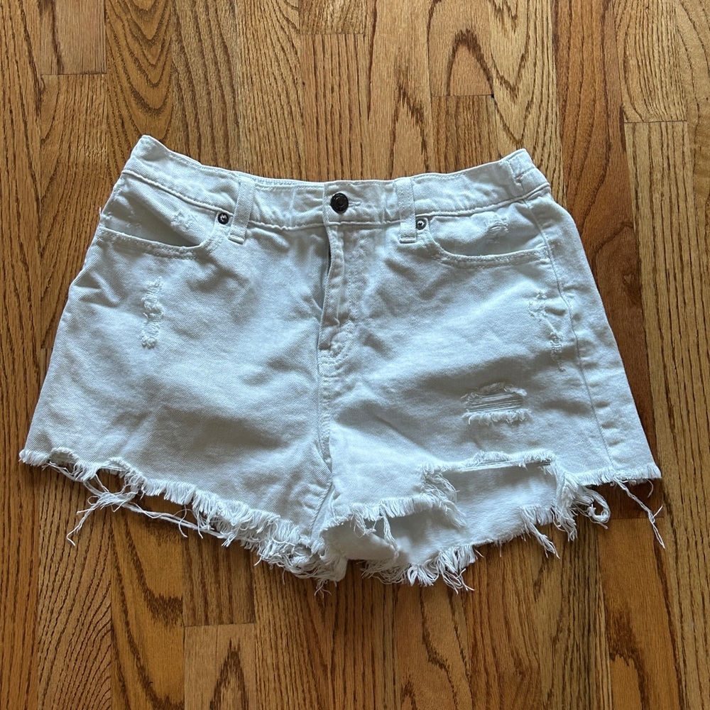 aerie distressed shorts